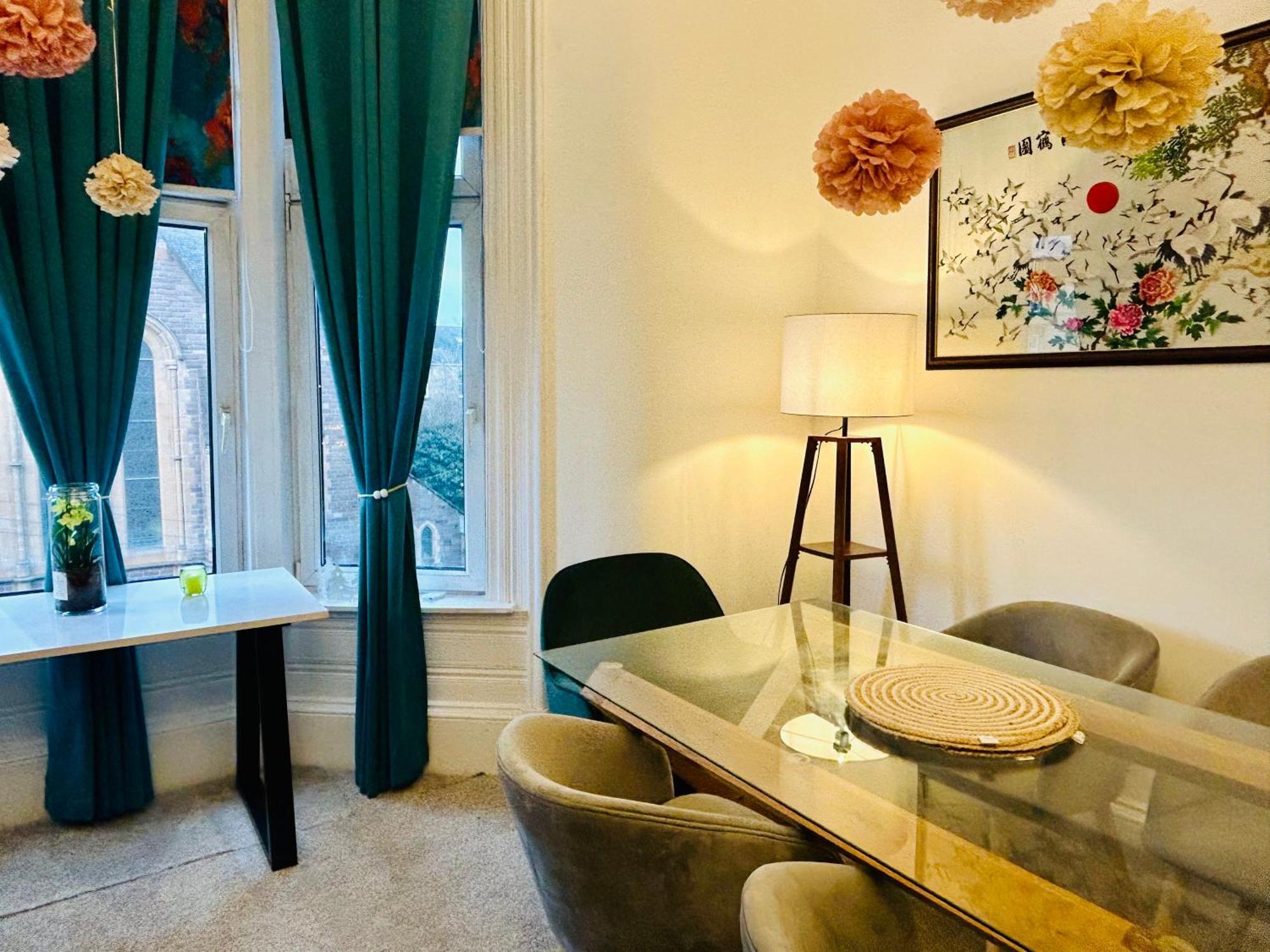 Glasgow Center/West End Apartment Buitenkant foto
